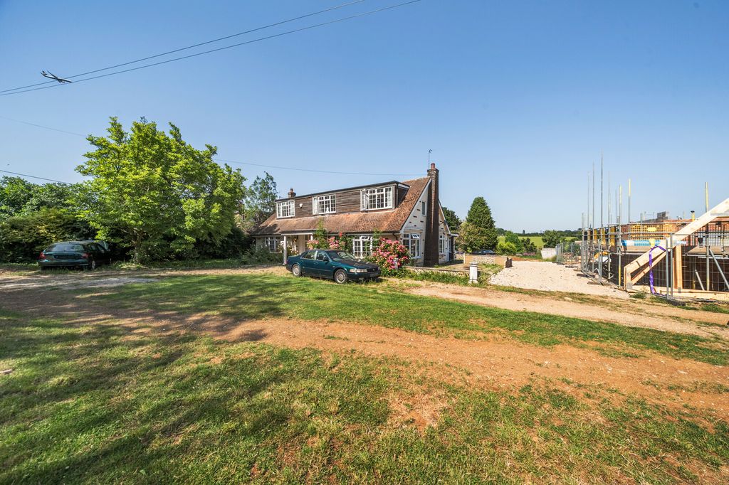 Property photo 1 of 5