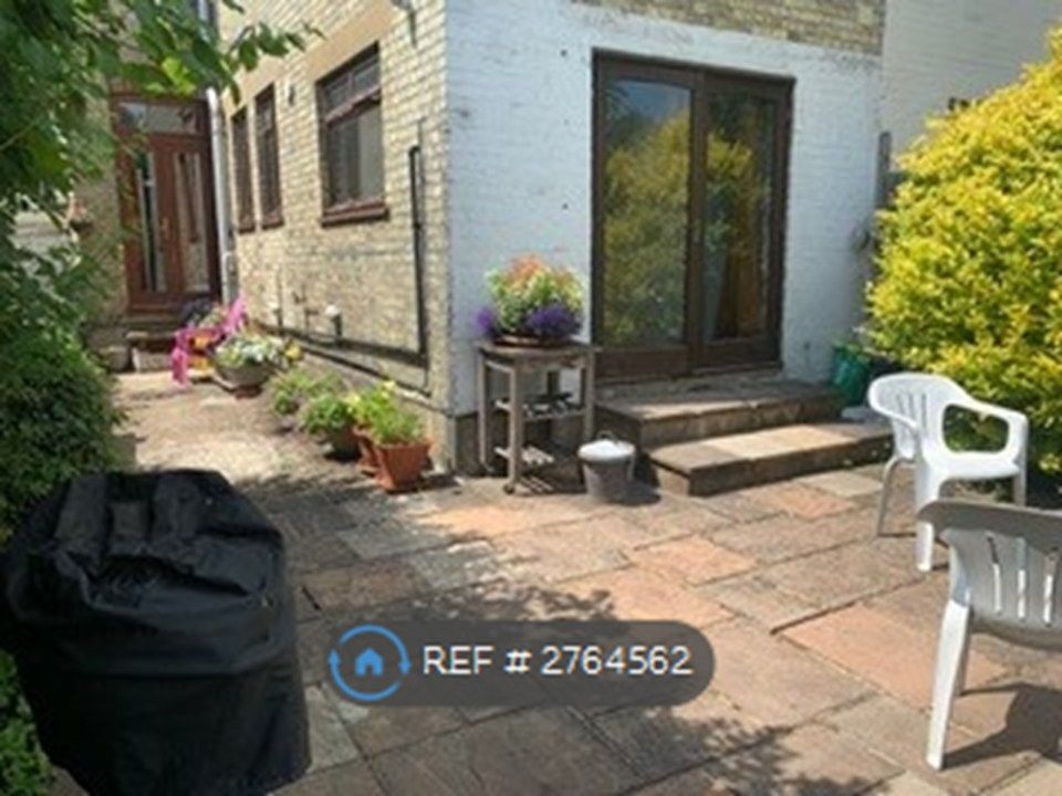 Property photo 1 of 7