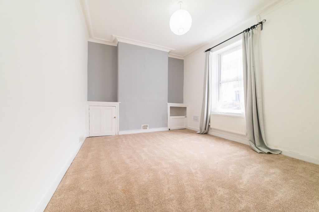 Property photo 2 of 13 Call 02920 454555 To Secure Your Viewing_1