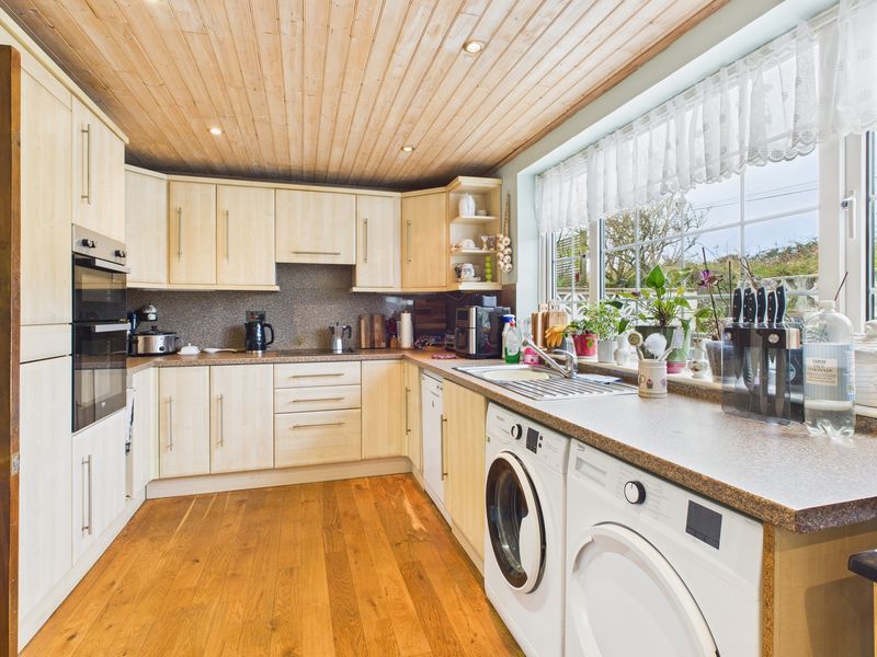 Property photo 2 of 14 Kitchen/Diner