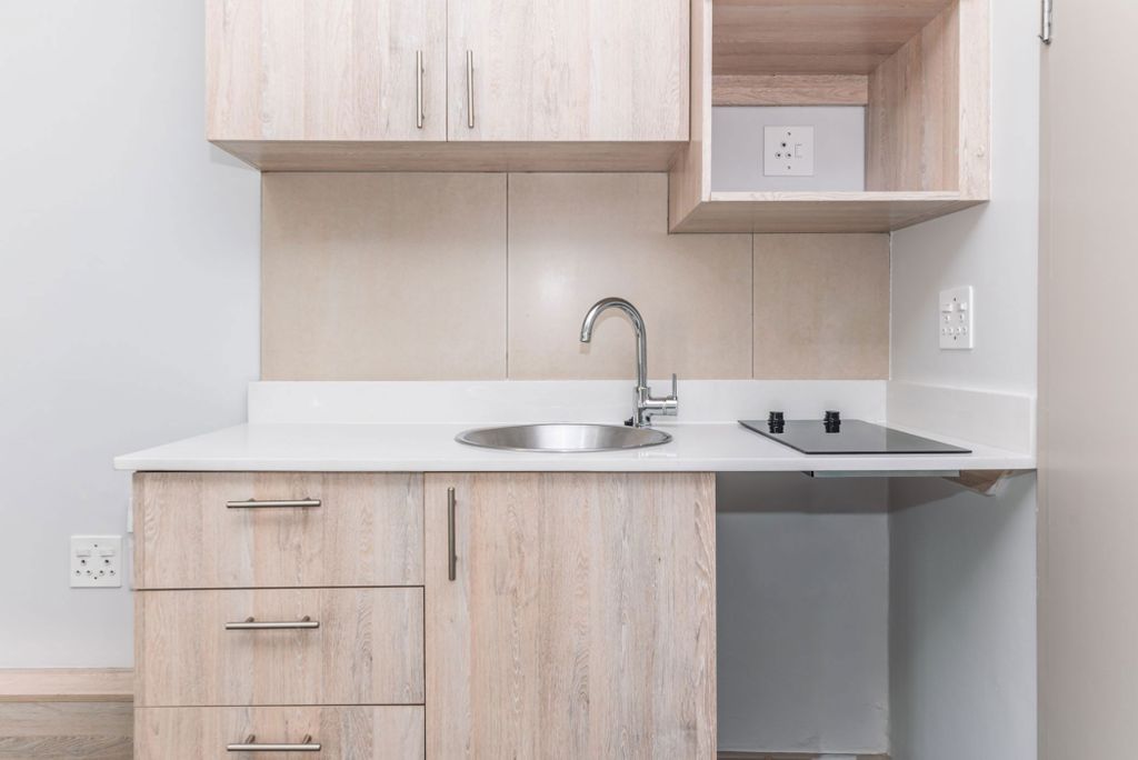 Property photo 3 of 12 Kw1714506