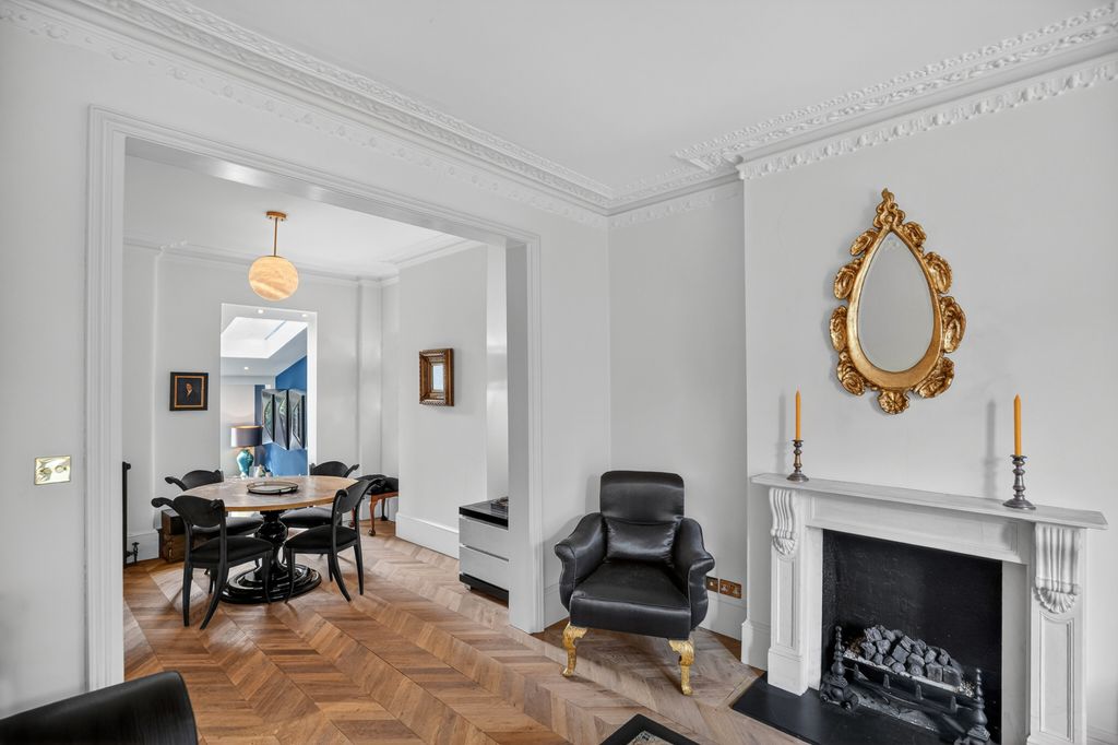 Property photo 1 of 30