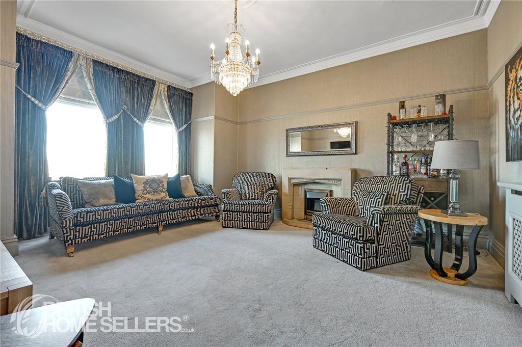 Property photo 3 of 16 Picture No. 16