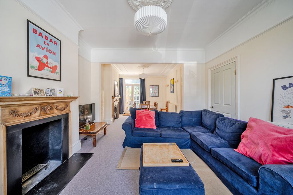 Property photo 3 of 12 1466458-26-6A16E5...