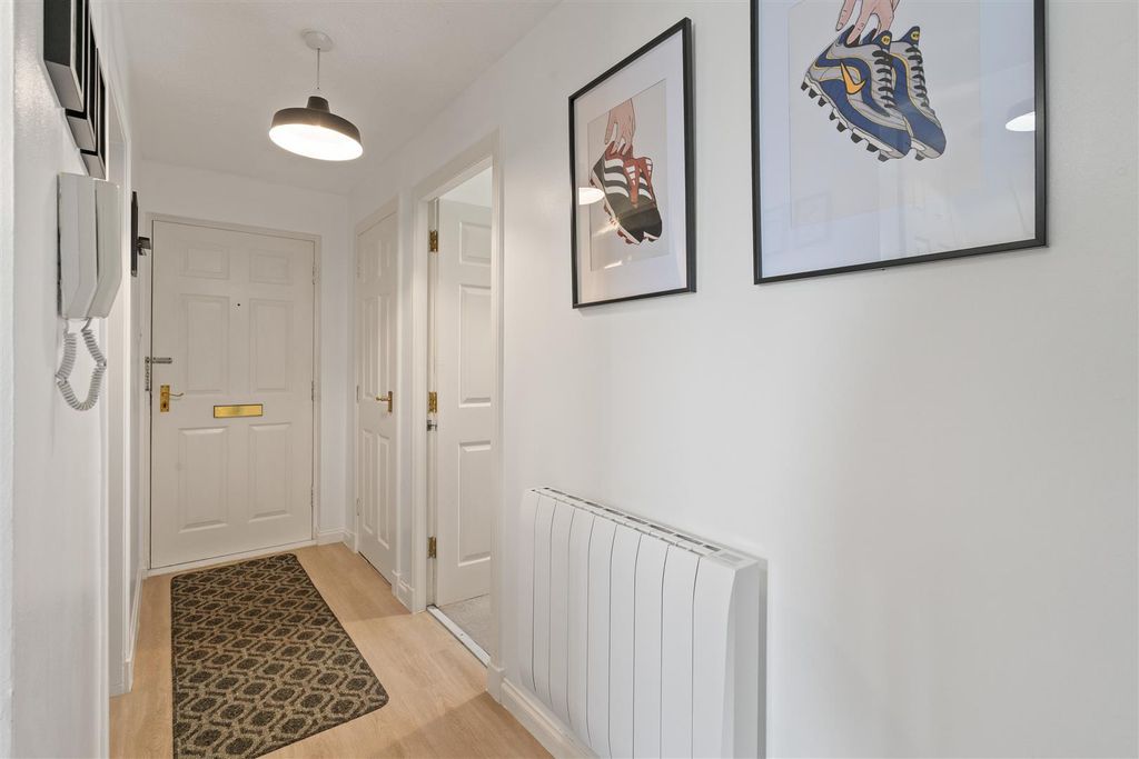 Additional image 16 of 2 bed flat for saleWaverley Cresent, Livingston EH54