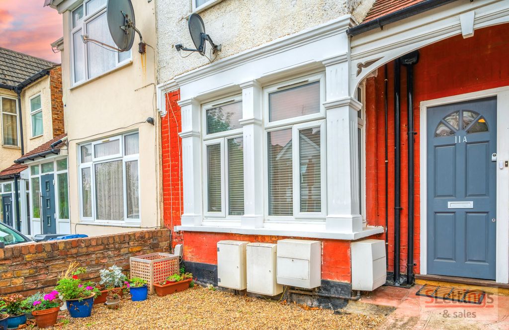 Property photo 1 of 14 1 Bed Flat To Rent Audley Road, Hendon Nw4