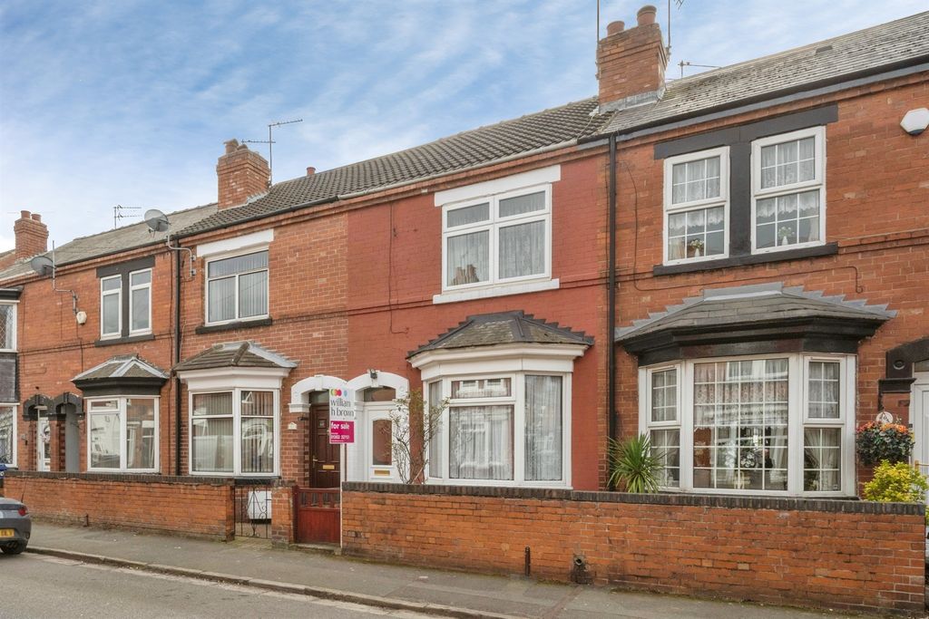 Property photo 1 of 14