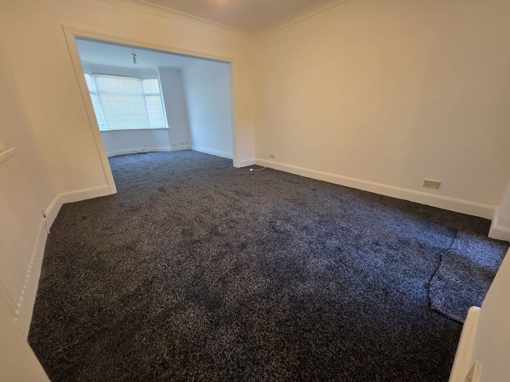 Property photo 2 of 19 Img-20250825-Wa0024