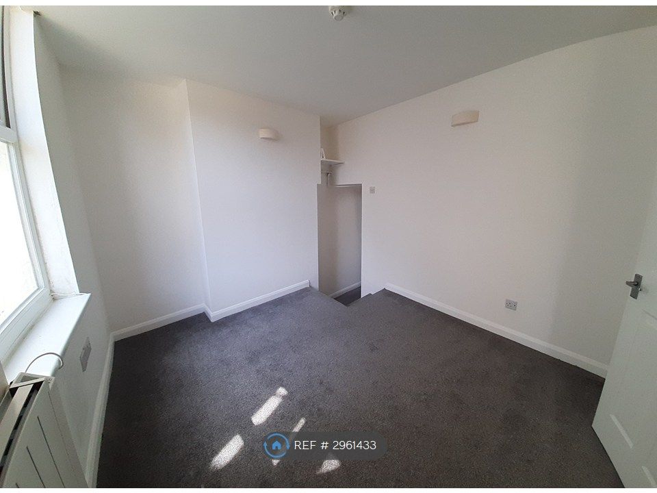 Property photo 3 of 4