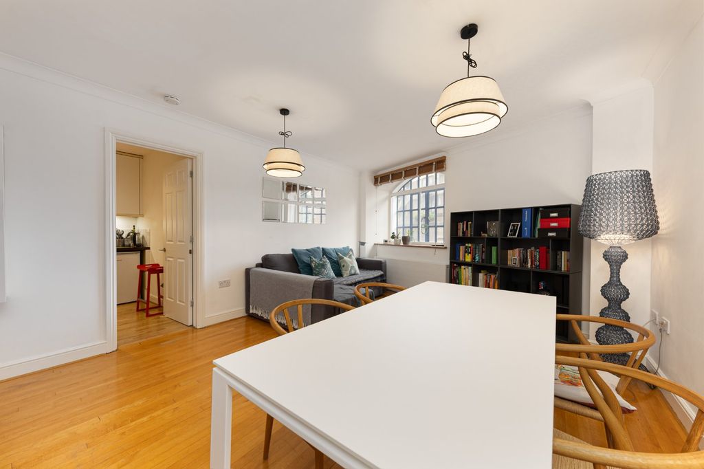 Property photo 3 of 8 Picture No. 07