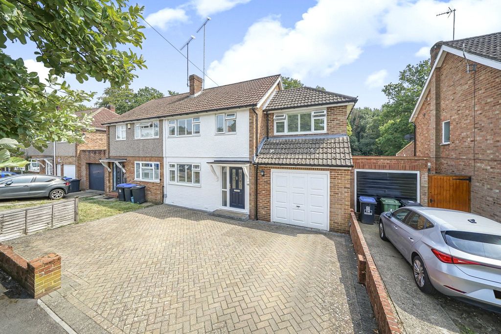 Property photo 1 of 24 Picture No. 28