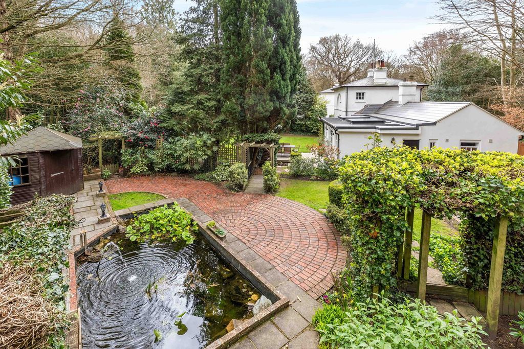 Property photo 3 of 45