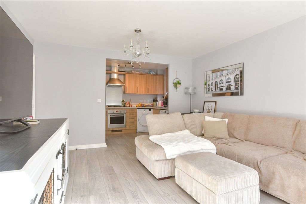 Property photo 3 of 5 Lounge/ Dining Area