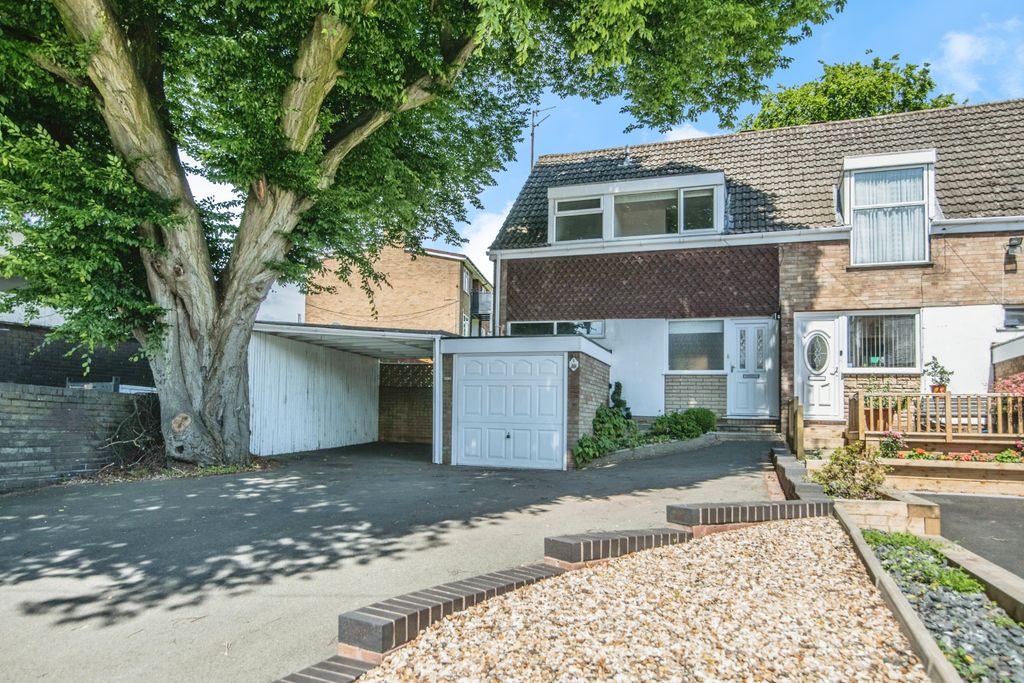 Property photo 1 of 17 Photography