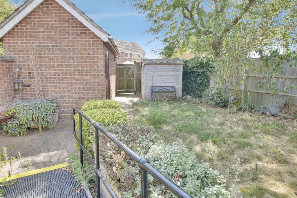 Property photo 3 of 8