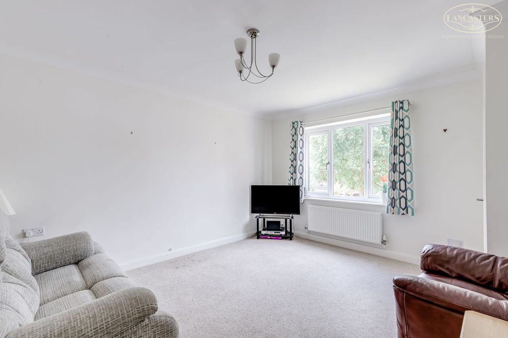 Property photo 3 of 19 Reception Room