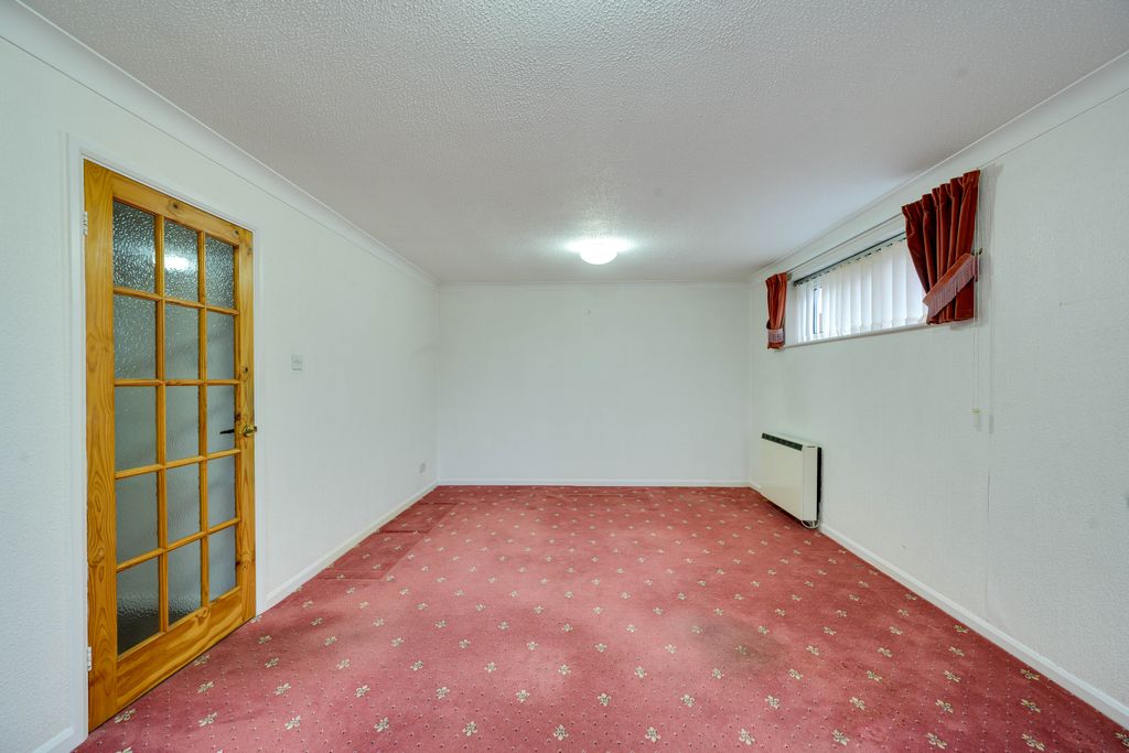 Property photo 3 of 13 Dsc_3700