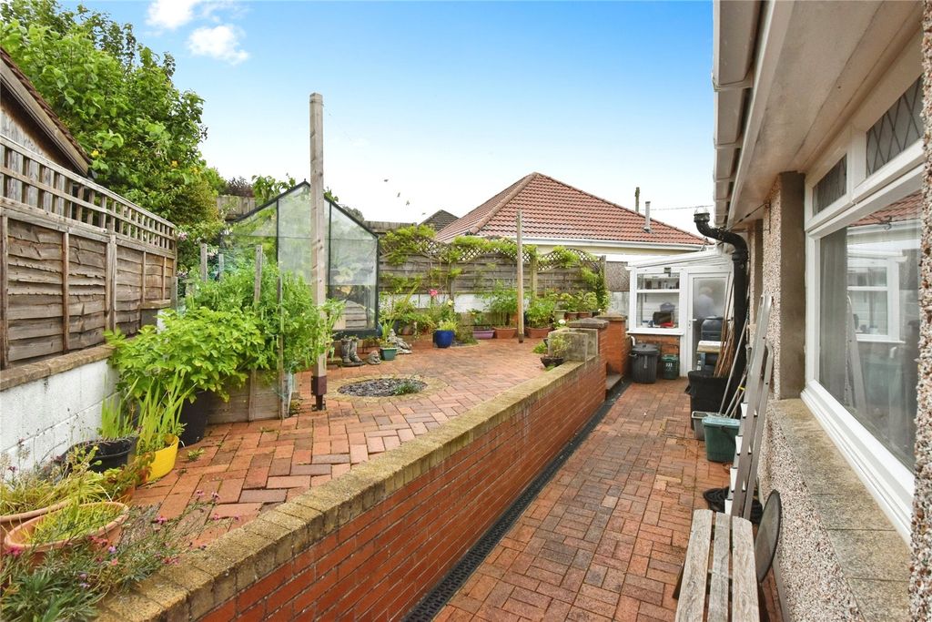 Property photo 3 of 21 Picture No. 21