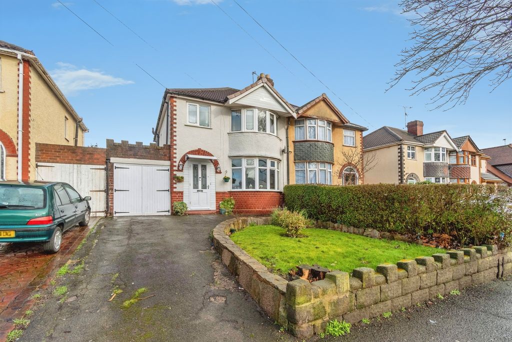 Property photo 1 of 18