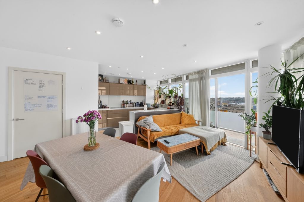 Property photo 2 of 20 Dsc_6836_High