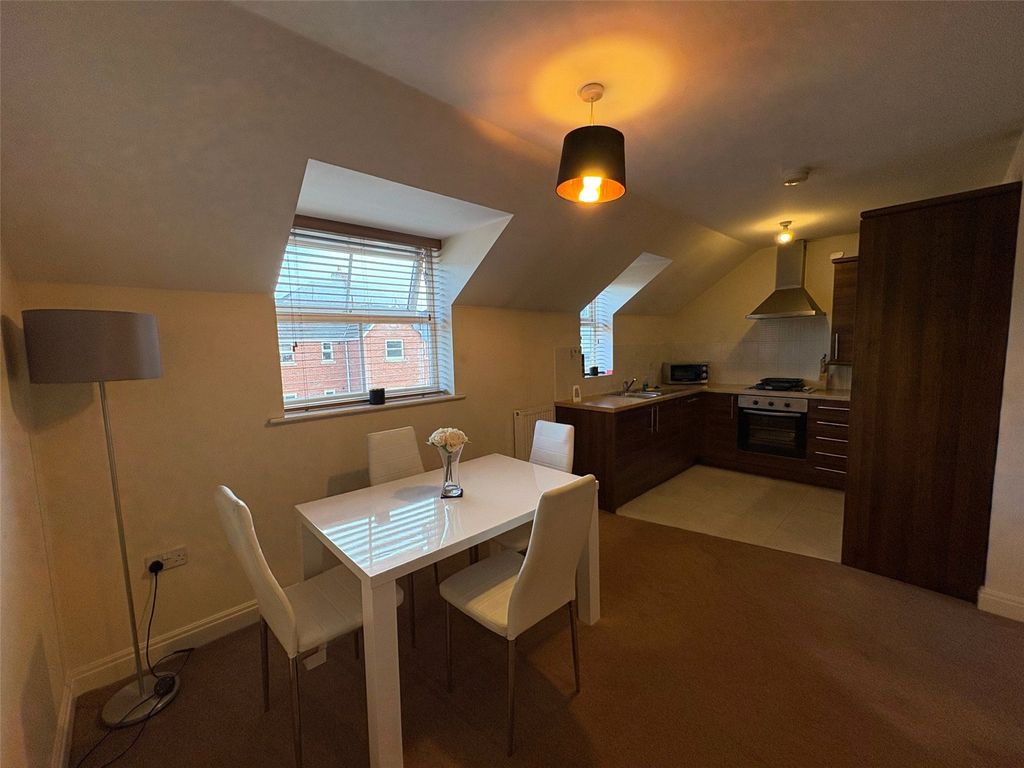 Property photo 2 of 10 Picture No. 06