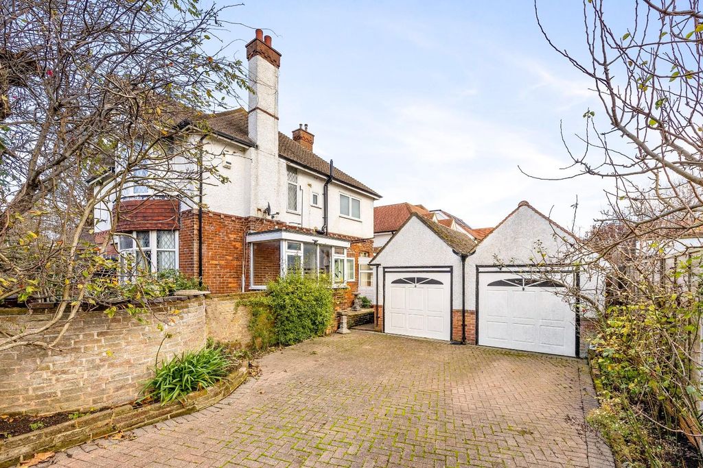 Property photo 2 of 29 New Church Road, 104-017.Jpg