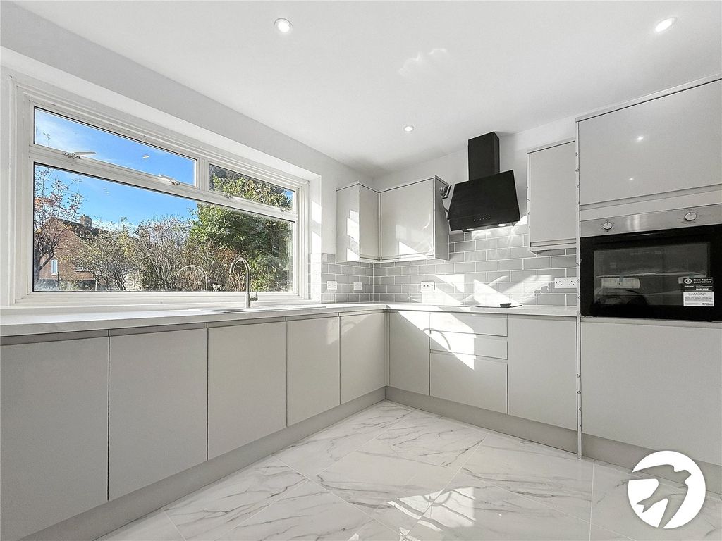 Property photo 2 of 7 Picture No. 07