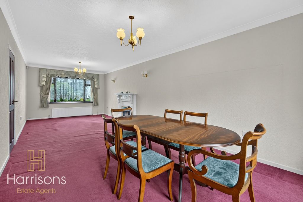 Property photo 3 of 24 5000596
