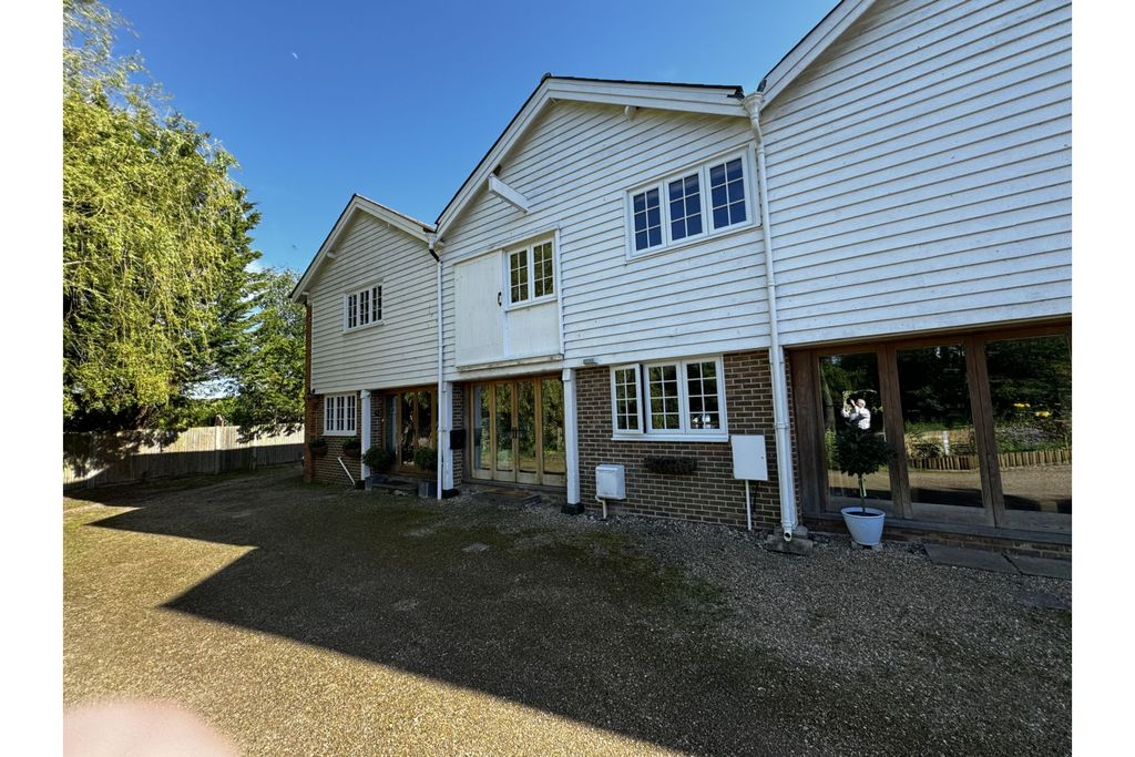 Property photo 1 of 34