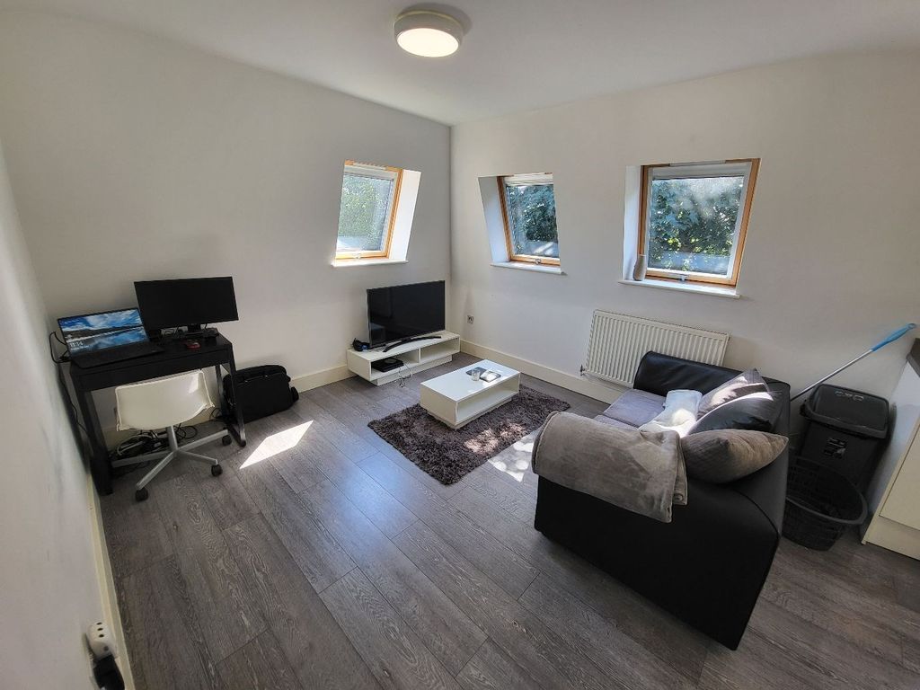 Property photo 2 of 7 3749-Hr-2.Jpg