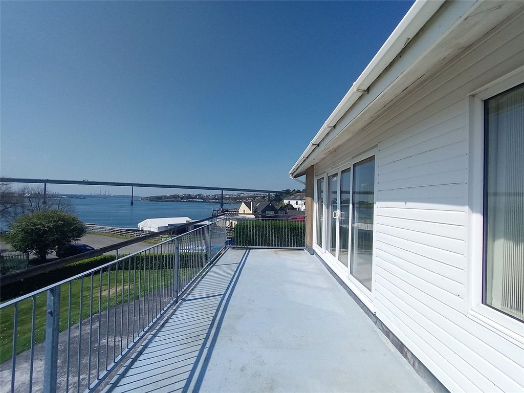 Property photo 2 of 22 Picture No. 50