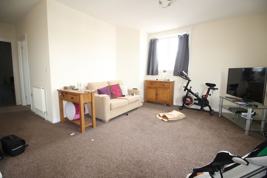 Property photo 3 of 9 Open Plan Living Accommodation
