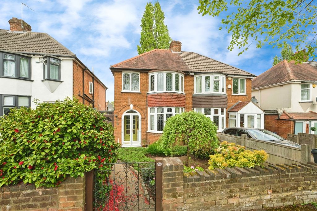 Property photo 1 of 17 Photo