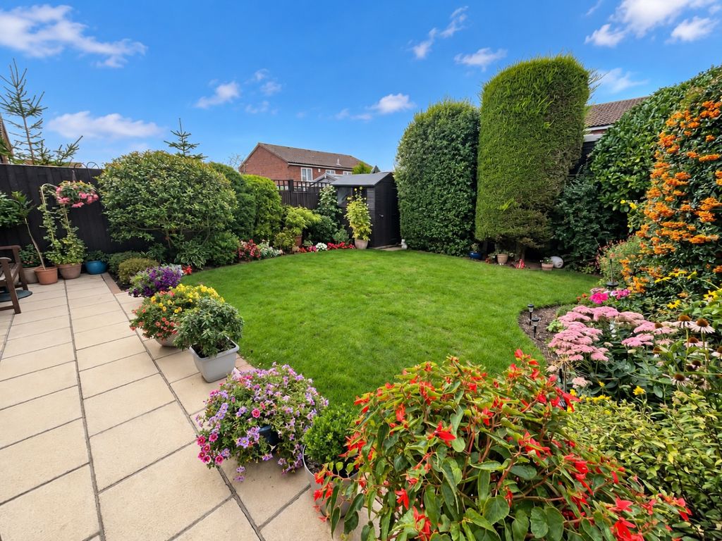 Property photo 2 of 17 5375831