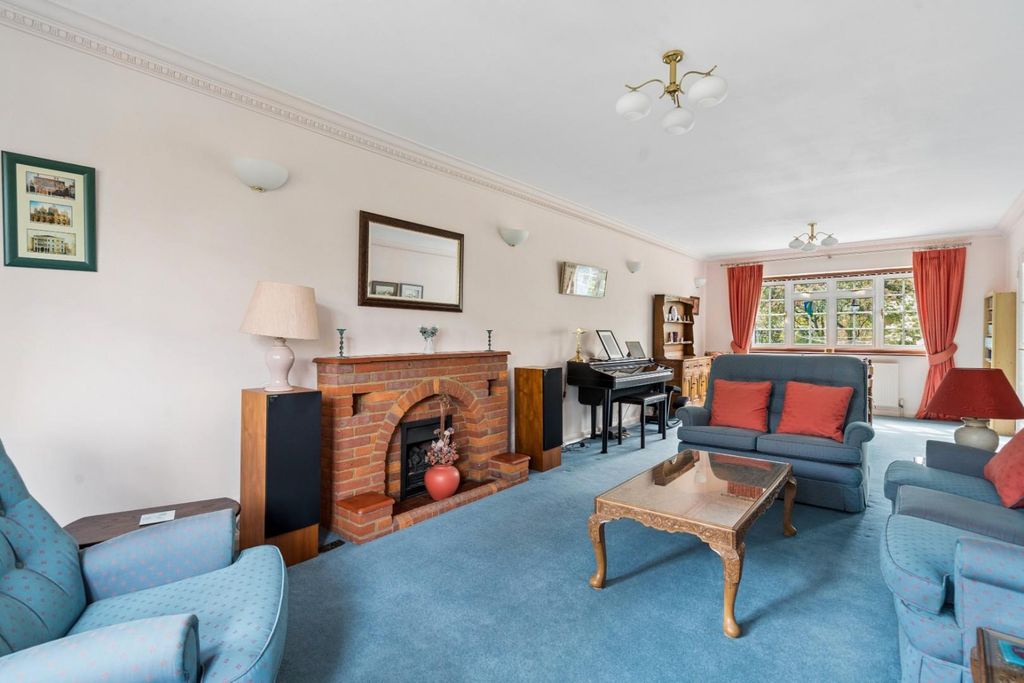 Property photo 3 of 30 Sitting Dining Room