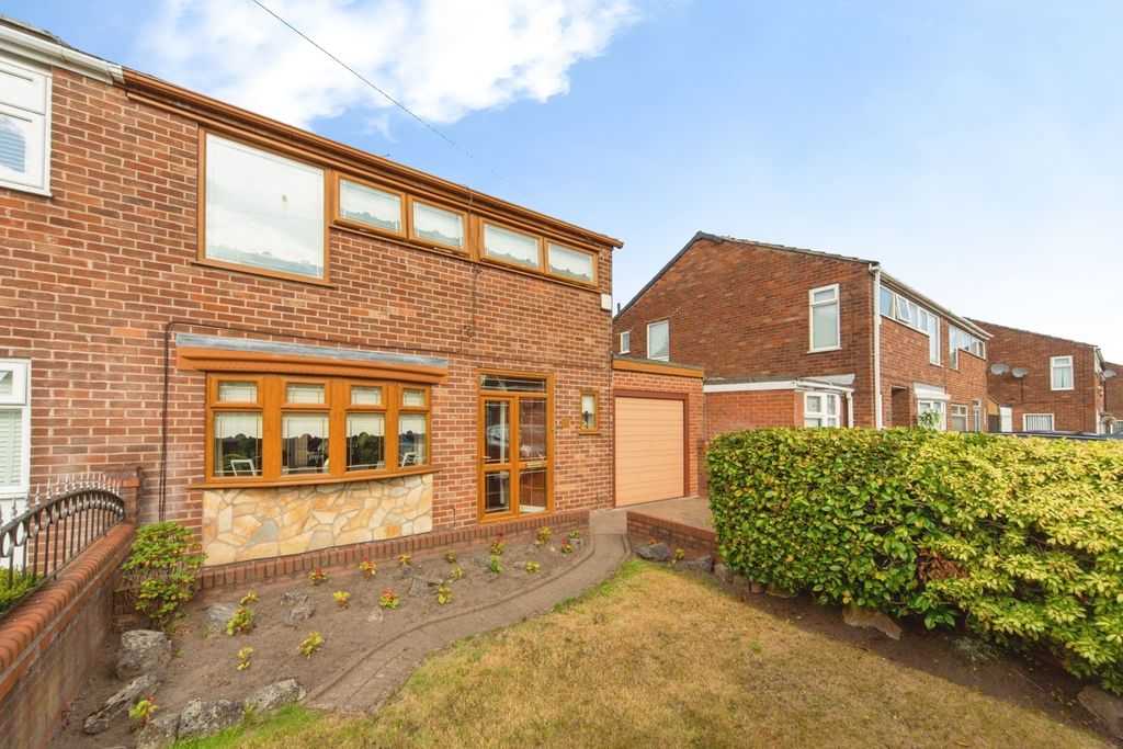 Property photo 1 of 24 Pbox-Img.Jpg