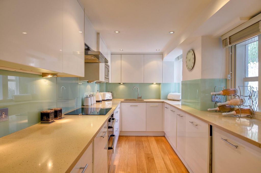 Property photo 3 of 15 Pv-Mw-201005-Lennox-6414.Jpg