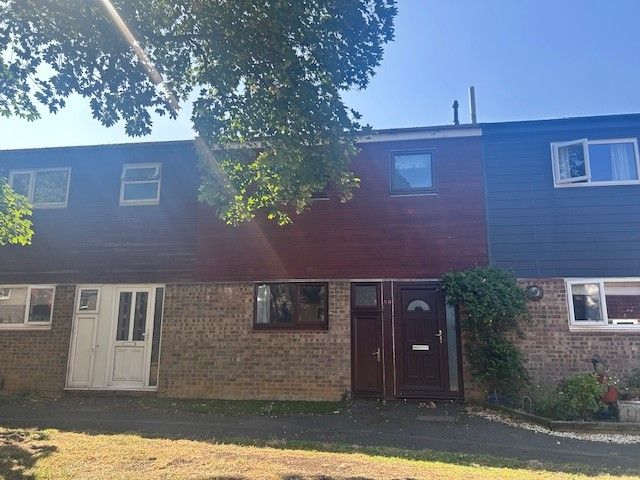 Property photo 1 of 2 Front