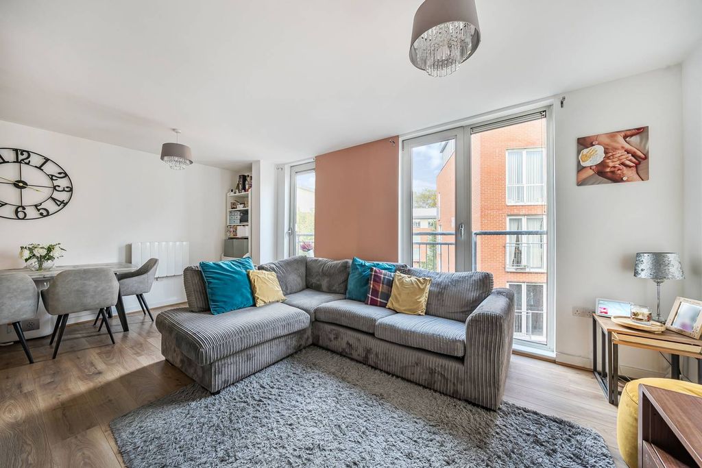 Property photo 2 of 12