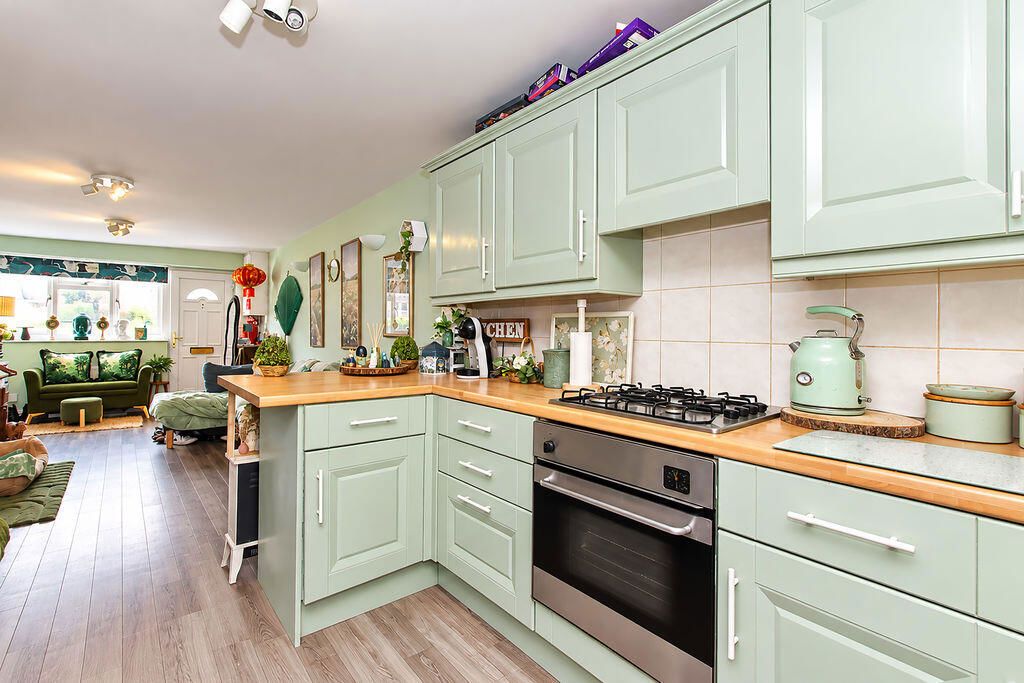 Property photo 2 of 10