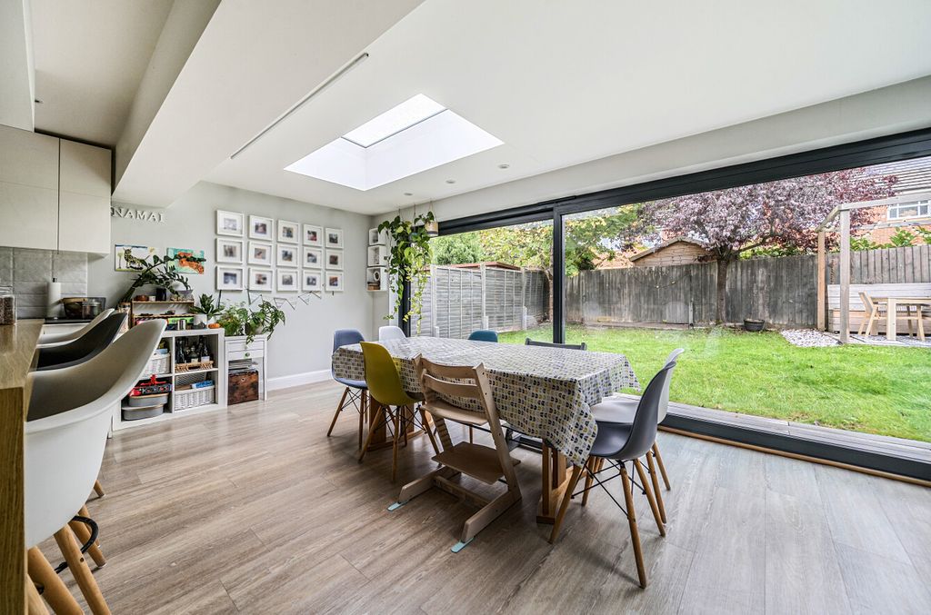 Property photo 3 of 22 1362352-12-68Ecf0...