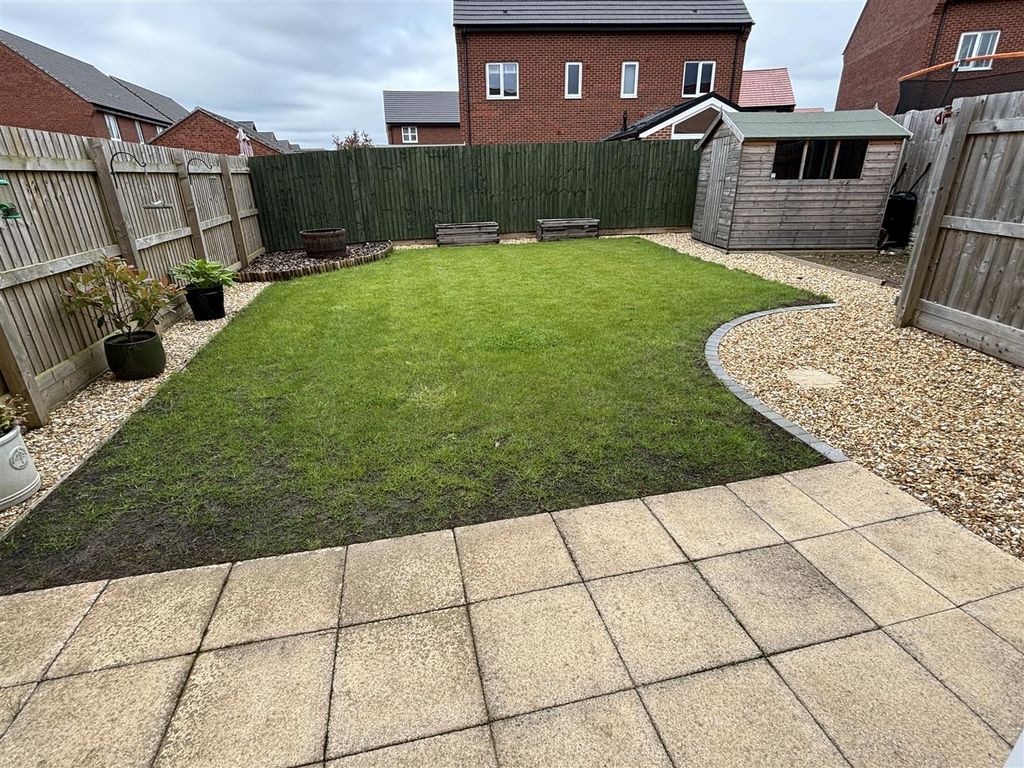 Property photo 3 of 16 6DL-Garden.Jpg