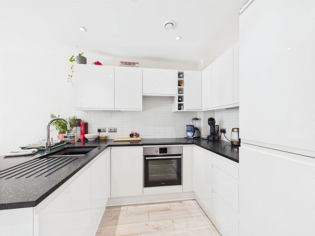 Property photo 2 of 7
