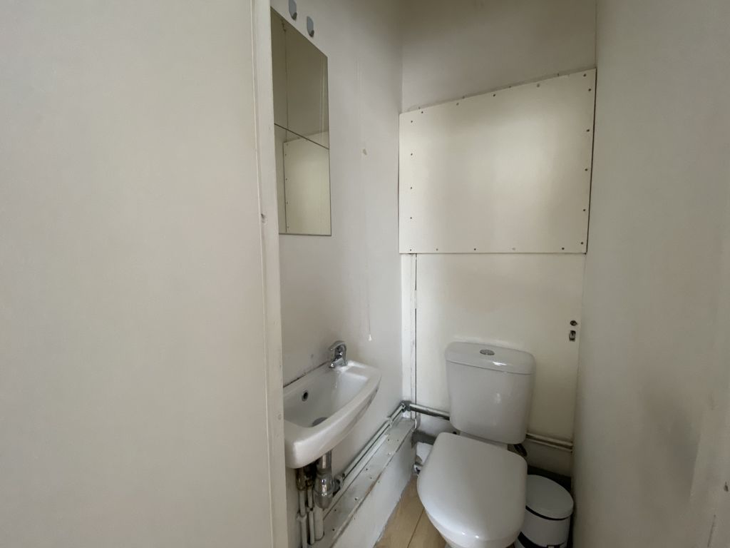 Property photo 3 of 5