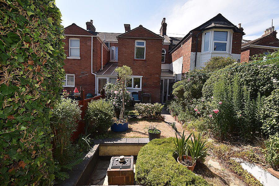 Property photo 3 of 12