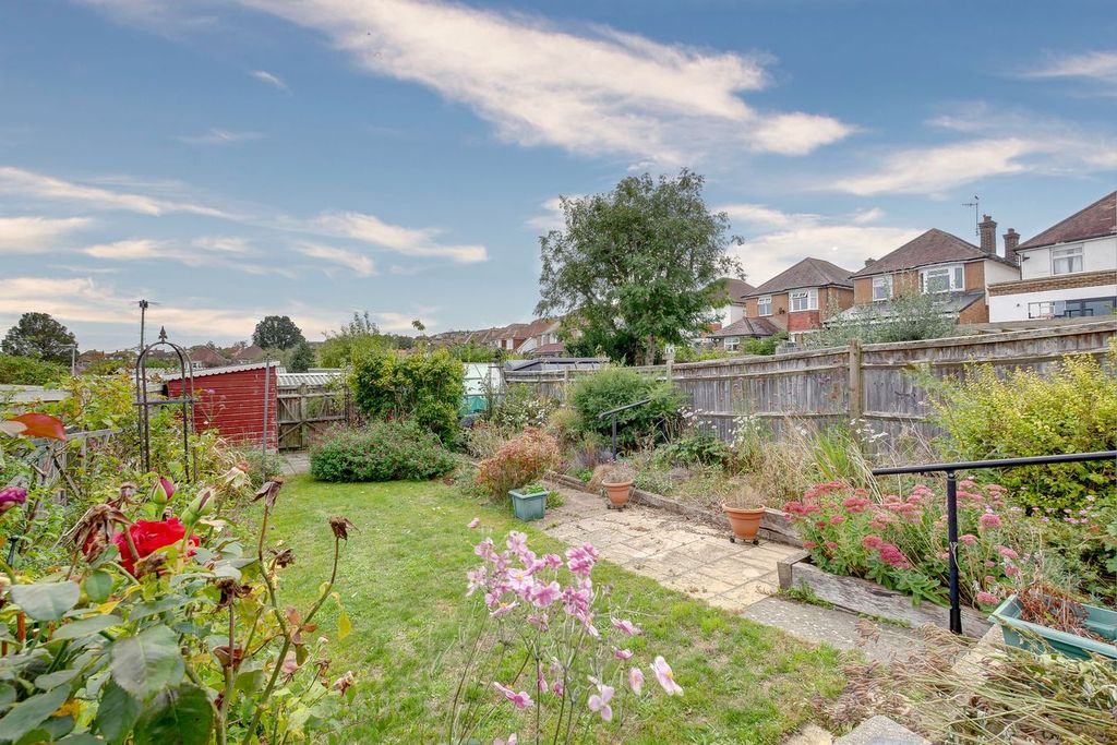 Property photo 2 of 36