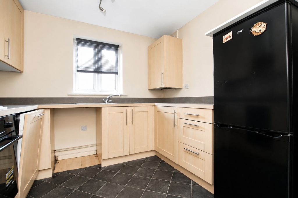 Property photo 2 of 9 5151401