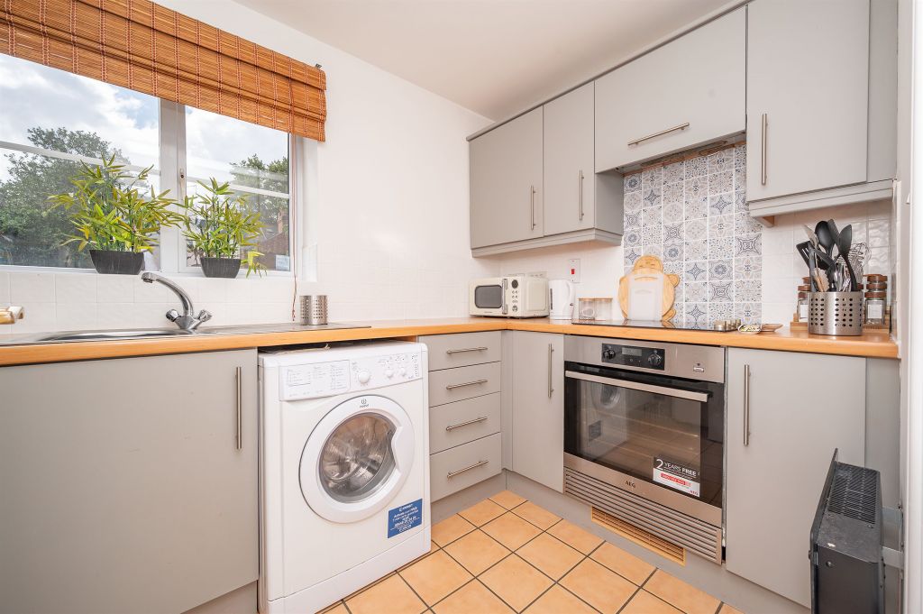 Property photo 3 of 7