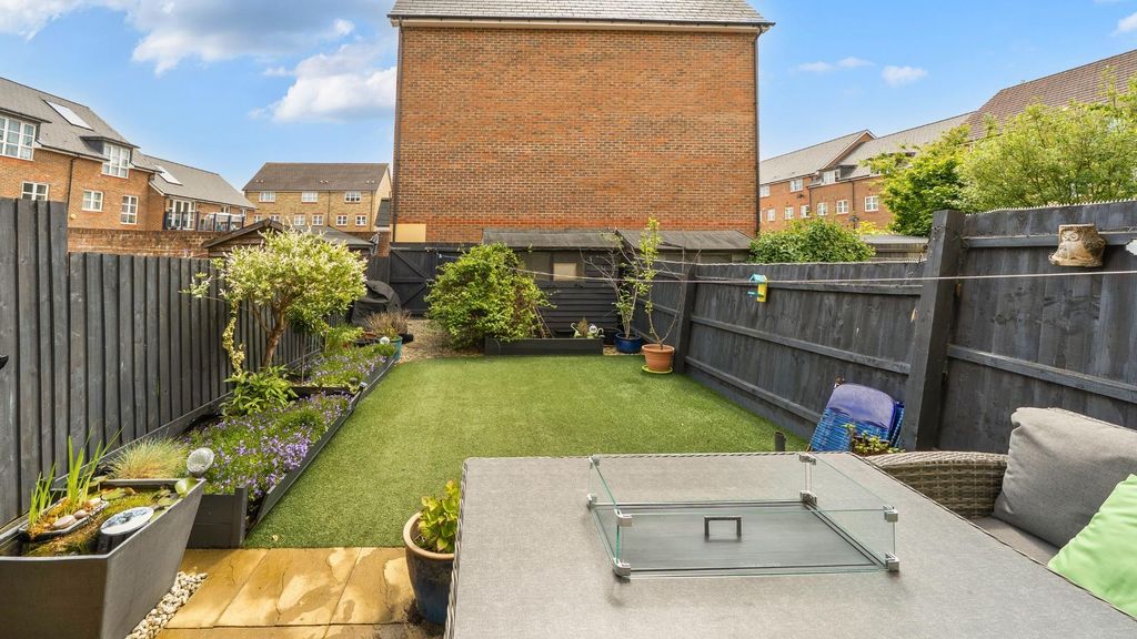 Property photo 2 of 11 Rear Garden