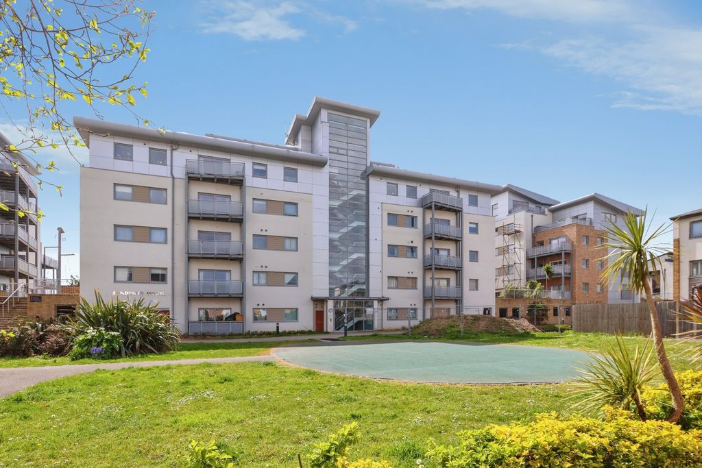 Property photo 1 of 17 Pbox-Img.Jpg